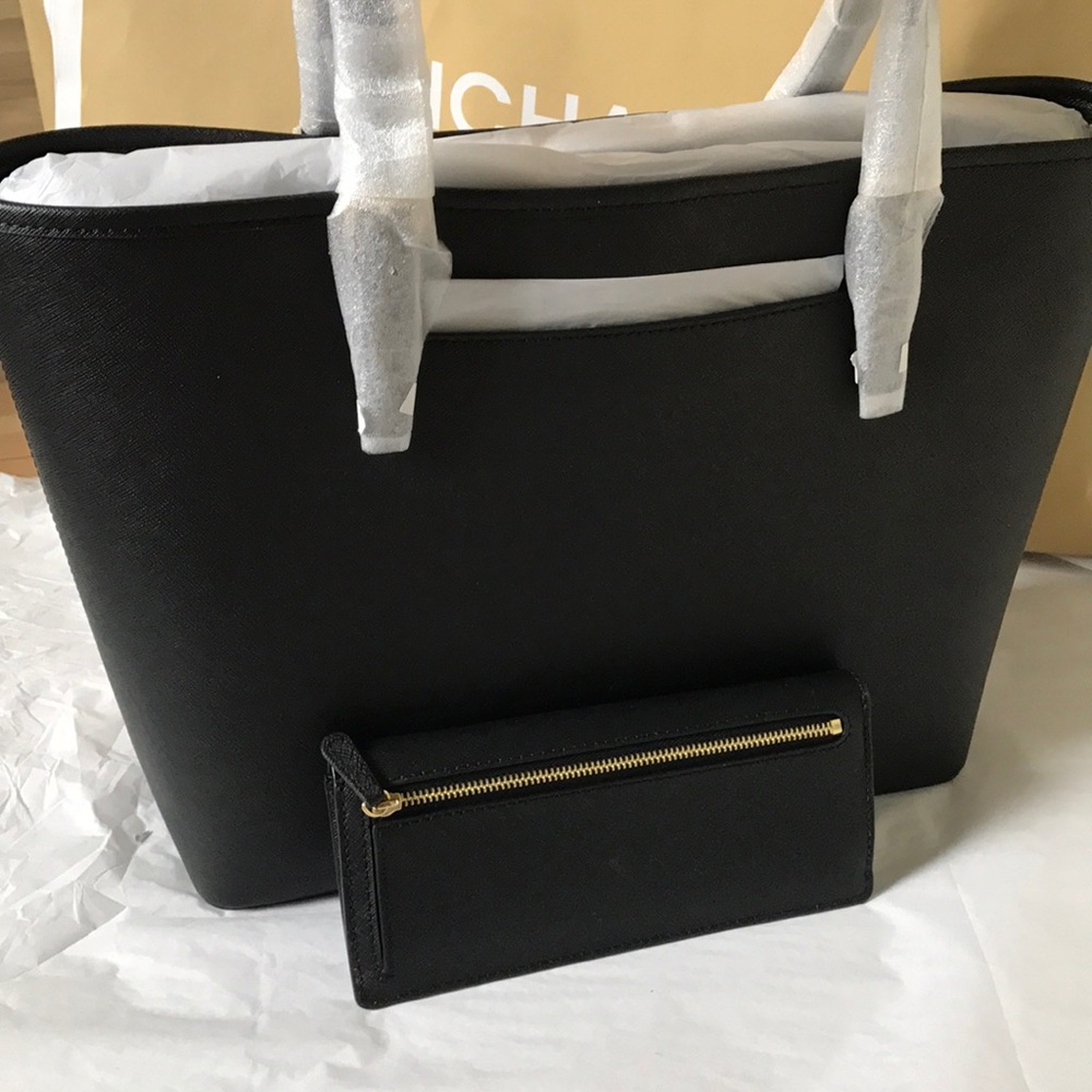 💦🌻mk carryall tote set🌻shoulder bag and wallet - Picture 4 of 8